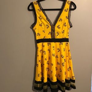 La Reyna yellow floral fit and flare dress medium